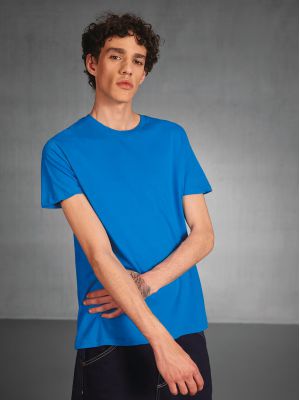 Thumbnail title Thumbnail title